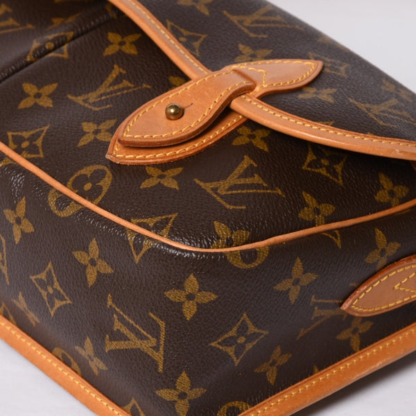 LOUIS VUITTON Jinbeer MM Monogram M42247 Shoulder bag Brown Gold hardware Good condition Used 4a000725
