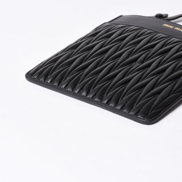 MIU MIU ミュウ ミュウ Shoulder Bag ショルダーバッグ Black ブラック 斜め掛け ポシェット ミニバッグ マテラッセ 美品 中古 4a000135