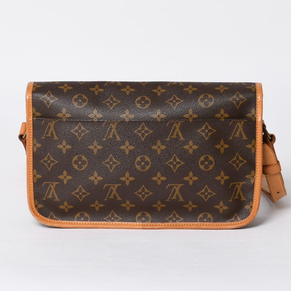 LOUIS VUITTON Jinbeer MM Monogram M42247 Shoulder bag Brown Gold hardware Good condition Used 4a000725