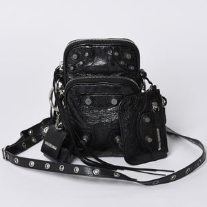 BALENCIAGA Luka Gor shoulder bag men's bag 742015 black silver hardware mint condition used 4a000733