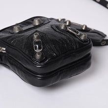 画像をギャラリービューアに読み込む, BALENCIAGA バレンシアガ ルカゴール ショルダーバッグ メンズバッグ 742015 ブラック シルバー金具 美品 中古 4a000733