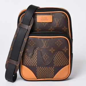 新品同様 LOUIS VUITTON ルイヴィトン NIGO ダミエジャイアント アマゾン スリングバッグ N40379 2020年 ショルダーバッグ ロゴ 中古 4a001015