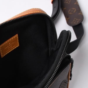 新品同様 LOUIS VUITTON ルイヴィトン NIGO ダミエジャイアント アマゾン スリングバッグ N40379 2020年 ショルダーバッグ ロゴ 中古 4a001015