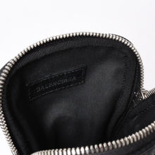 画像をギャラリービューアに読み込む, BALENCIAGA バレンシアガ ルカゴール ショルダーバッグ メンズバッグ 742015 ブラック シルバー金具 美品 中古 4a000733