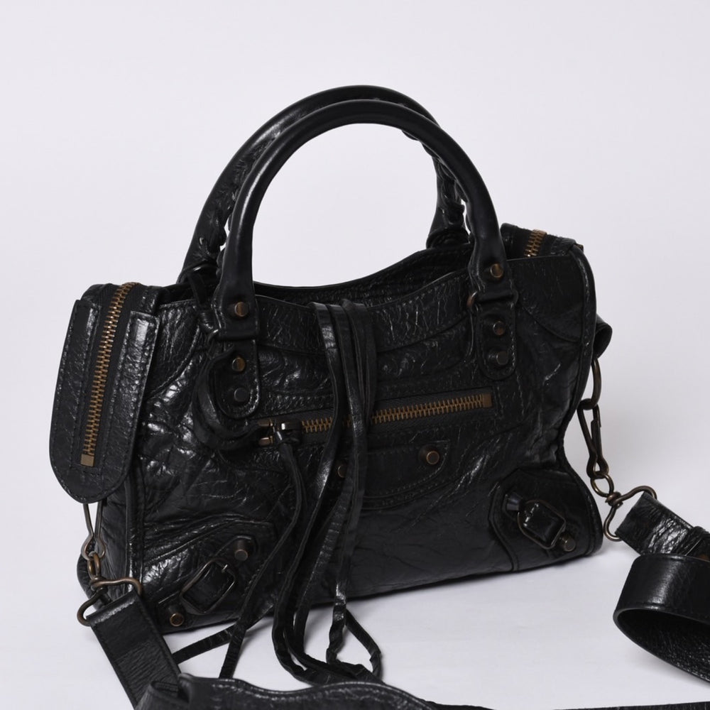 極美品 BALENCIAGA バレンシアガ クラシック ミニ シティ 2WAY ショルダーバッグ 300295 ロゴ ブラック ブロンズ金具 中古 4a001226