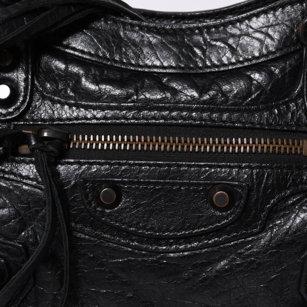 極美品 BALENCIAGA バレンシアガ クラシック ミニ シティ 2WAY ショルダーバッグ 300295 ロゴ ブラック ブロンズ金具 中古 4a001226