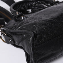 画像をギャラリービューアに読み込む, 極美品 BALENCIAGA バレンシアガ クラシック ミニ シティ 2WAY ショルダーバッグ 300295 ロゴ ブラック ブロンズ金具 中古 4a001226