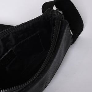 GUCCI グッチ ウエストバッグ ボディバッグ 161833 GGスプリーム PVC Black ブラック レザー 美品 中古 4a000505