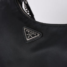 画像をギャラリービューアに読み込む, PRADA プラダ Re-Edition リエディション Hand Bag ハンドバッグ ワンショルダーバッグ ブラック ナイロン レザー 美品 中古 4a000734