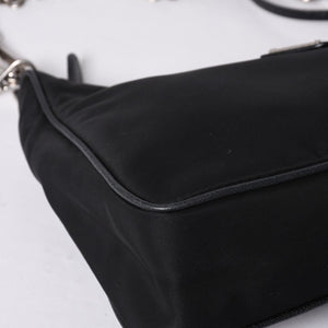 PRADA プラダ Re-Edition リエディション Hand Bag ハンドバッグ ワンショルダーバッグ ブラック ナイロン レザー 美品 中古 4a000734