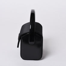 画像をギャラリービューアに読み込む, 新品未使用 PRADA プラダ ハンドバッグ B6782 トライアングルロゴ 三角ロゴ レザー レーヨン シルク ブラック シルバー金具 中古 4a000424