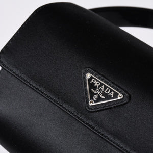 新品未使用 PRADA プラダ ハンドバッグ B6782 トライアングルロゴ 三角ロゴ レザー レーヨン シルク ブラック シルバー金具 中古 4a000424