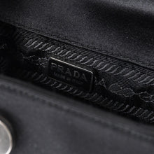 画像をギャラリービューアに読み込む, 新品未使用 PRADA プラダ ハンドバッグ B6782 トライアングルロゴ 三角ロゴ レザー レーヨン シルク ブラック シルバー金具 中古 4a000424