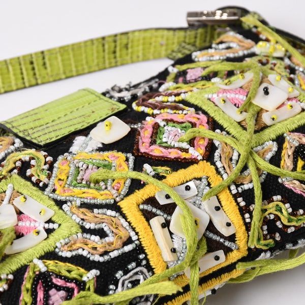 Very good condition FENDI Mamma bucket one shoulder bag green beads leather silver metal fittings used 4a000735