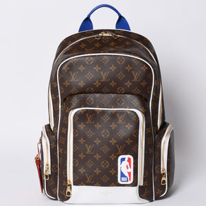 新品同様 LOUISVUITTON ルイヴィトン × NBA エヌビーエー バックパックNV リュック M45581 モノグラム ブラウン ブルー ホワイト 中古 4a001237