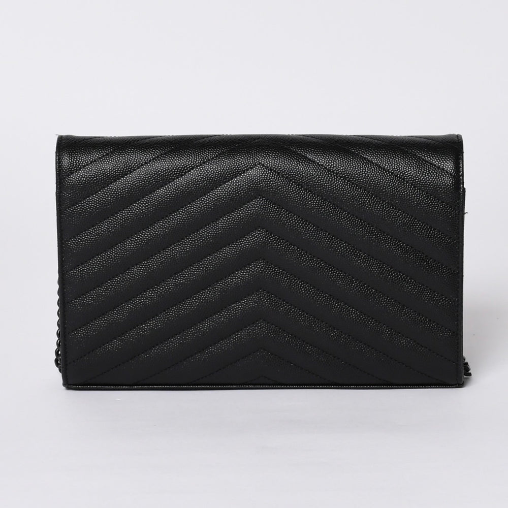 New and unused SAINT LAURENT PARIS Cassandra Envelope Chain Wallet 377828 Grained Poudre Leather Used 4a000428