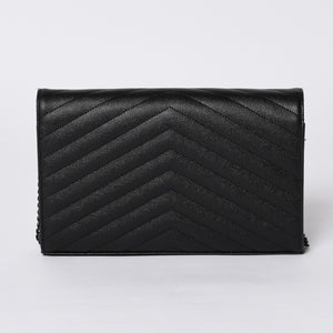 新品未使用 SAINT LAURENT PARIS サンローランパリ カサンドラ エンベロープ チェーンウォレット 377828 グレインドプードルレザー 中古 4a000428