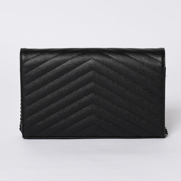 新品未使用 SAINT LAURENT PARIS サンローランパリ カサンドラ エンベロープ チェーンウォレット 377828 グレインドプードルレザー 中古 4a000428