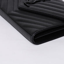 画像をギャラリービューアに読み込む, 新品未使用 SAINT LAURENT PARIS サンローランパリ カサンドラ エンベロープ チェーンウォレット 377828 グレインドプードルレザー 中古 4a000428