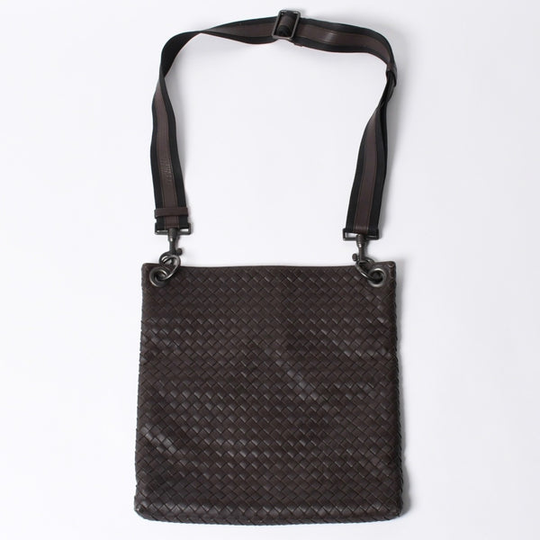 BOTTEGA VENETA ボッテガヴェネタ イントレチャート ショルダーバッグ ブラウン 美品 中古 4a000869