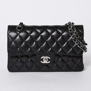 CHANEL シャネル チェーンショルダーバッグ マトラッセ23 Wフラップラップ ラムスキン ブラックシルバー 16番台 中古 4a001057