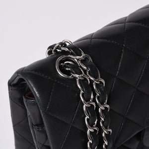 CHANEL シャネル チェーンショルダーバッグ マトラッセ23 Wフラップラップ ラムスキン ブラックシルバー 16番台 中古 4a001057