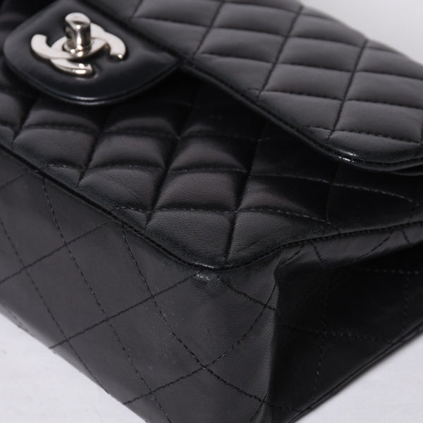 CHANEL シャネル チェーンショルダーバッグ マトラッセ23 Wフラップラップ ラムスキン ブラックシルバー 16番台 中古 4a001057