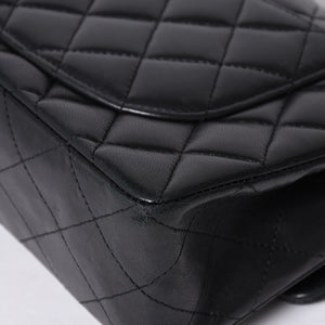 CHANEL シャネル チェーンショルダーバッグ マトラッセ23 Wフラップラップ ラムスキン ブラックシルバー 16番台 中古 4a001057