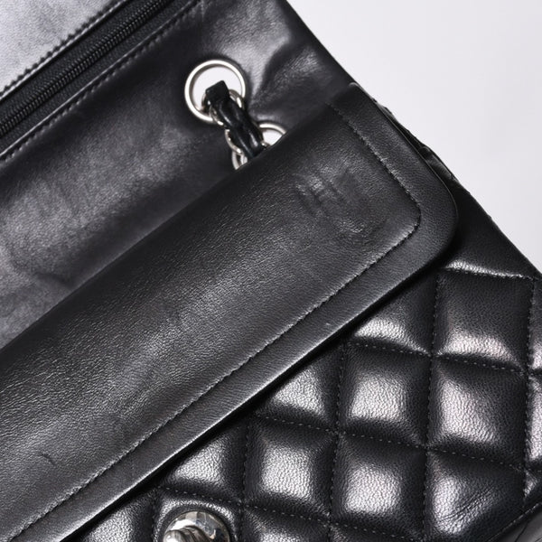 CHANEL シャネル チェーンショルダーバッグ マトラッセ23 Wフラップラップ ラムスキン ブラックシルバー 16番台 中古 4a001057