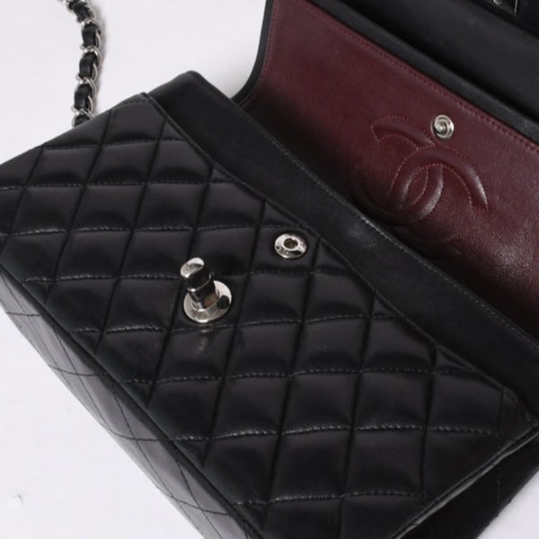 CHANEL シャネル チェーンショルダーバッグ マトラッセ23 Wフラップラップ ラムスキン ブラックシルバー 16番台 中古 4a001057