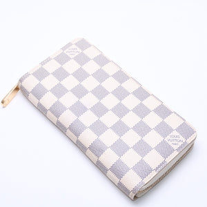 Very Good Condition LOUIS VUITTON Zippy Wallet White Gray Damier Azur N41660 Damier Canvas Used 4a003006