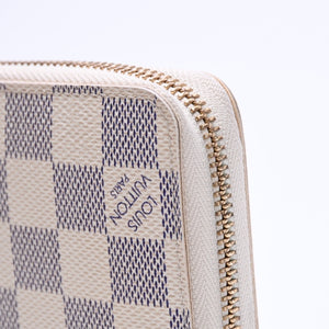 Very Good Condition LOUIS VUITTON Zippy Wallet White Gray Damier Azur N41660 Damier Canvas Used 4a003006