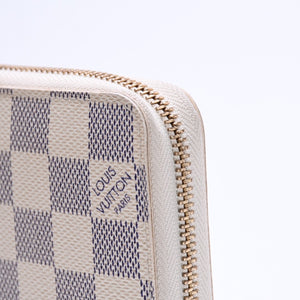 Very Good Condition LOUIS VUITTON Zippy Wallet White Gray Damier Azur N41660 Damier Canvas Used 4a003006