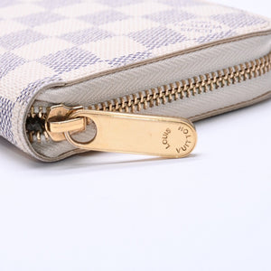 Very Good Condition LOUIS VUITTON Zippy Wallet White Gray Damier Azur N41660 Damier Canvas Used 4a003006