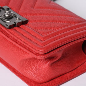 極美品 CHANEL シャネル ボーイシャネル スモール チェーンショルダーバッグ A67085 29番台 ココマーク キャビアスキン レッド 中古 4a000910