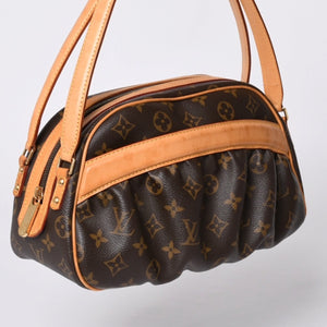 LOUIS VUITTON Clara One Shoulder Bag M40057 Monogram PVC Leather Brown Good Condition Used 4a000812
