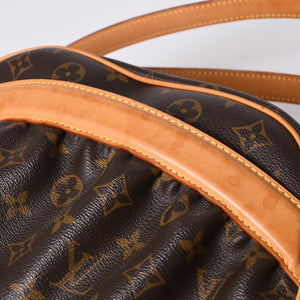 LOUIS VUITTON Clara One Shoulder Bag M40057 Monogram PVC Leather Brown Good Condition Used 4a000812