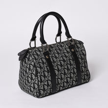 画像をギャラリービューアに読み込む, Christian Dior クリスチャンディオール トロッター柄 Mini Boston Bag ミニボストンバッグ BO G 0053 美品 中古 4a000821