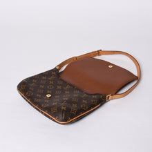 画像をギャラリービューアに読み込む, 極美品 LOUIS VUITTON ルイヴィトン ミュゼットタンゴ ショルダーバック M51257 モノグラム ブラウン 中古 4a000825