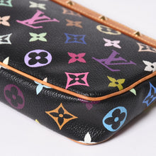 Load image into Gallery viewer, 極美品 LOUIS VUITTON ルイヴィトン ポシェットアクセソワール アクセサリーポーチ M92648 モノグラム マルチカラー ブラック 中古 4a000826