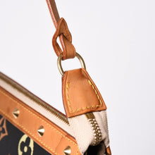 Load image into Gallery viewer, 極美品 LOUIS VUITTON ルイヴィトン ポシェットアクセソワール アクセサリーポーチ M92648 モノグラム マルチカラー ブラック 中古 4a000826