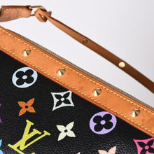 Load image into Gallery viewer, 極美品 LOUIS VUITTON ルイヴィトン ポシェットアクセソワール アクセサリーポーチ M92648 モノグラム マルチカラー ブラック 中古 4a000826