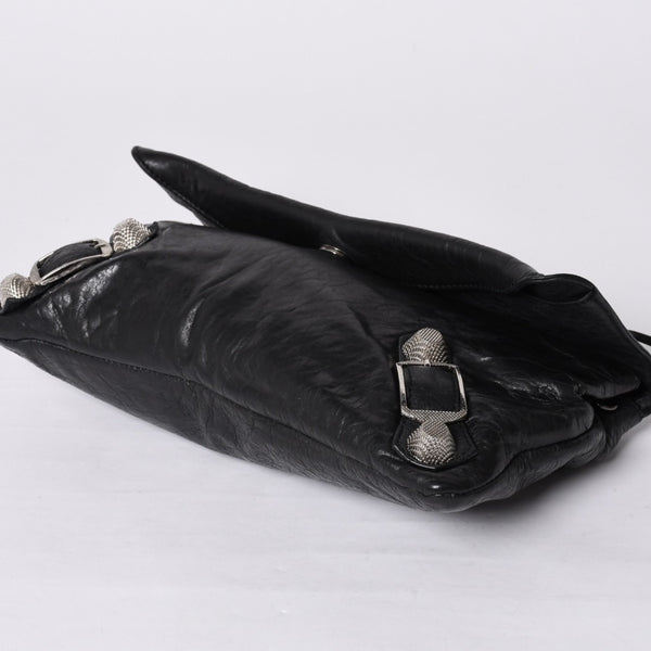 BALENCIAGA バレンシアガ ジャイアント エンベロープ クラッチバック 173082 レザー ブラック シルバー金具 美品 中古 4a000522