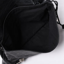 画像をギャラリービューアに読み込む, BALENCIAGA バレンシアガ ジャイアント エンベロープ クラッチバック 173082 レザー ブラック シルバー金具 美品 中古 4a000522