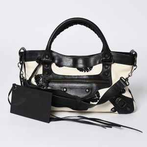 BALENCIAGA バレンシアガ CITY BAG シティバッグ Shoulder Bag ショルダーバッグ キャンバスレザー ブラック ホワイト 103208・9382 美品 中古 4a000878