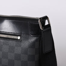 画像をギャラリービューアに読み込む, LOUIS VUITTON ルイヴィトン ミックPM N40003 CA2157 ダミエグラフィットキャンバス ブラック 美品 中古 4a000242