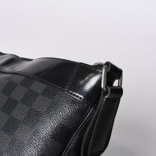 画像をギャラリービューアに読み込む, LOUIS VUITTON ルイヴィトン ミックPM N40003 CA2157 ダミエグラフィットキャンバス ブラック 美品 中古 4a000242