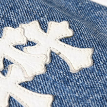 画像をギャラリービューアに読み込む, 極美品 CHROME HEARTS クロムハーツ TAKA MINI タカミニ セメタリークロス ショルダーバッグ デニム 中古 4a002534