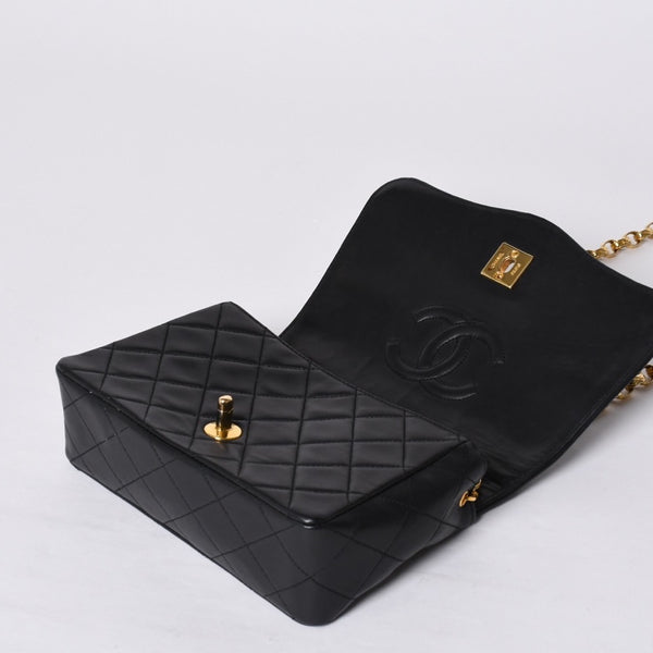 極美品 CHANEL シャネル ビジュー 横長 20cm ショルダーバッグ 1番台 ミニマトラッセ ショルダーチェーン ラムスキン 中古 4a001065