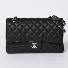 画像をギャラリービューアに読み込む, 新品同様 CHANEL シャネル マトラッセ25 Wフラップ Wチェーンショルダーバッグ AO1112 27番台 キャビアスキン シルバー金具 中古 4a001063